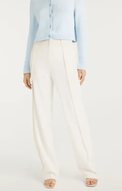 Becca Pant