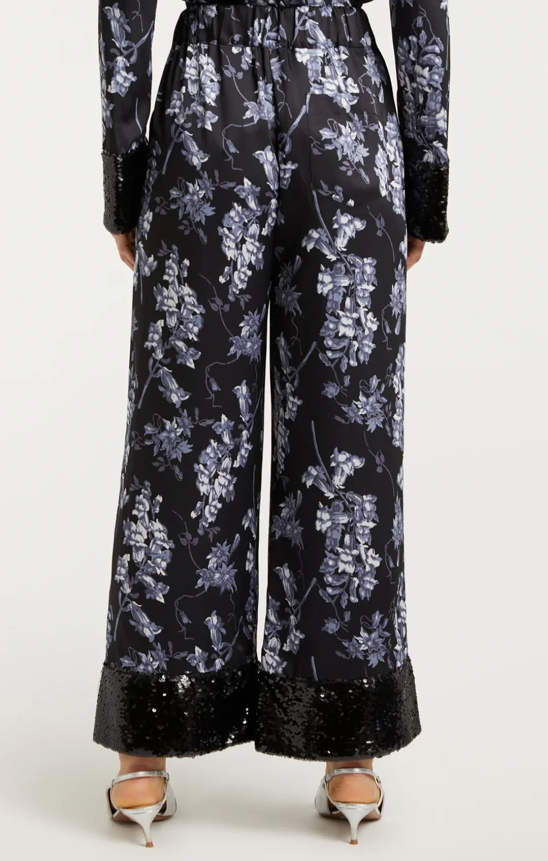 Phoebe Pant